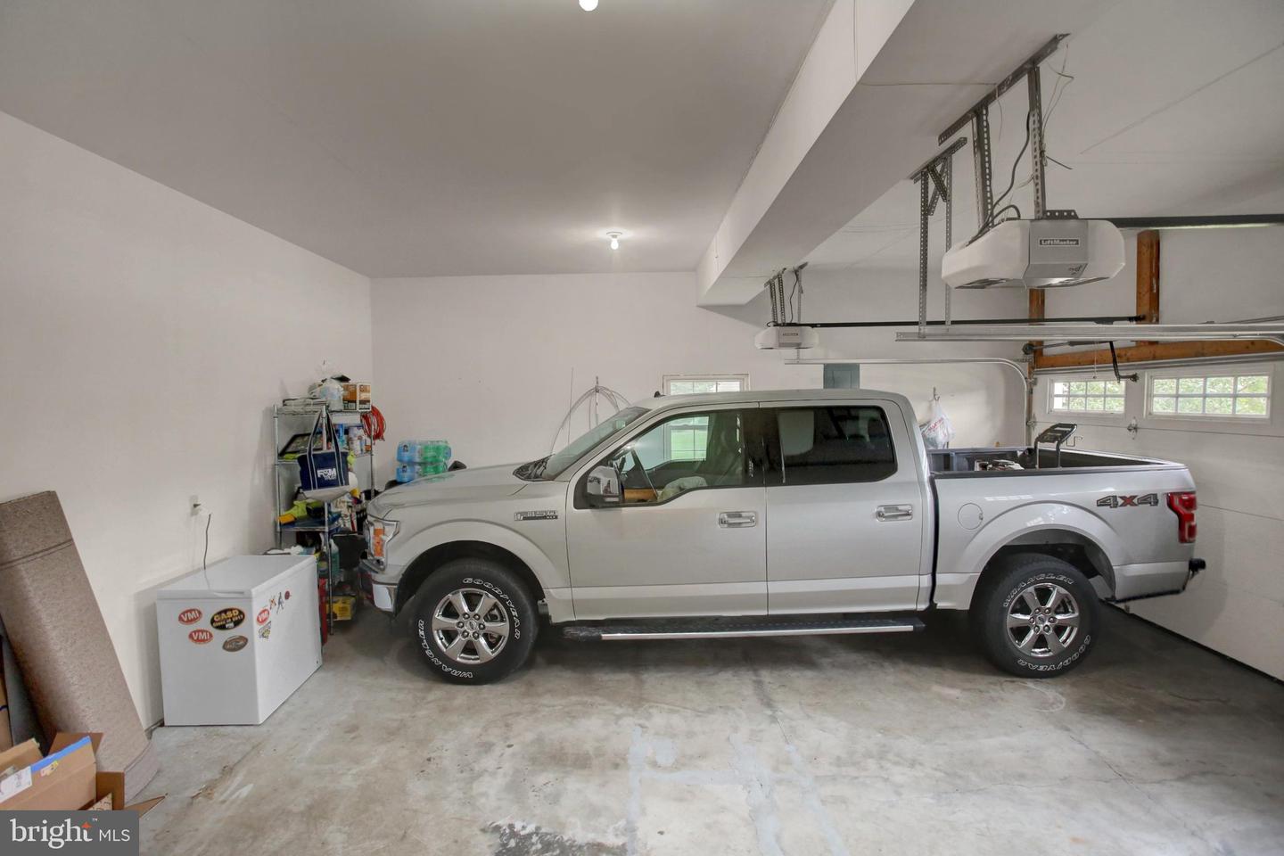 155 Eleahs Xing Property Photo 38