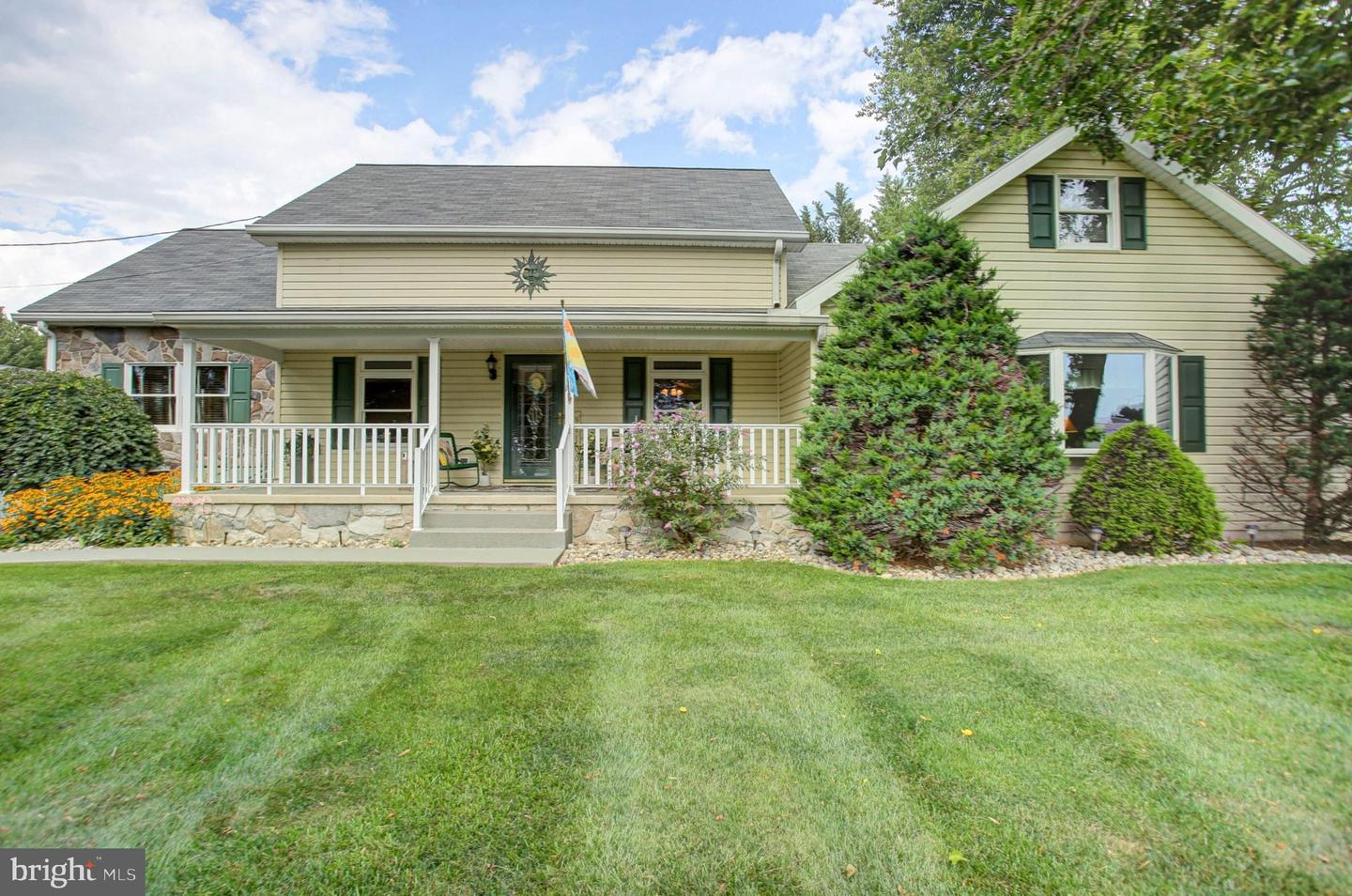 547 Leitersburg Rd Property Photo 2