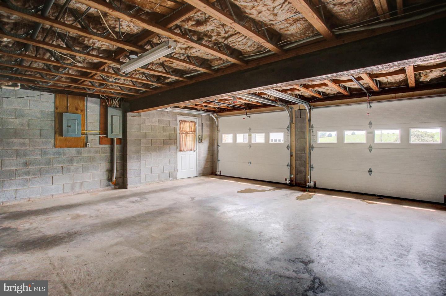2424 Loop Road Property Photo 37