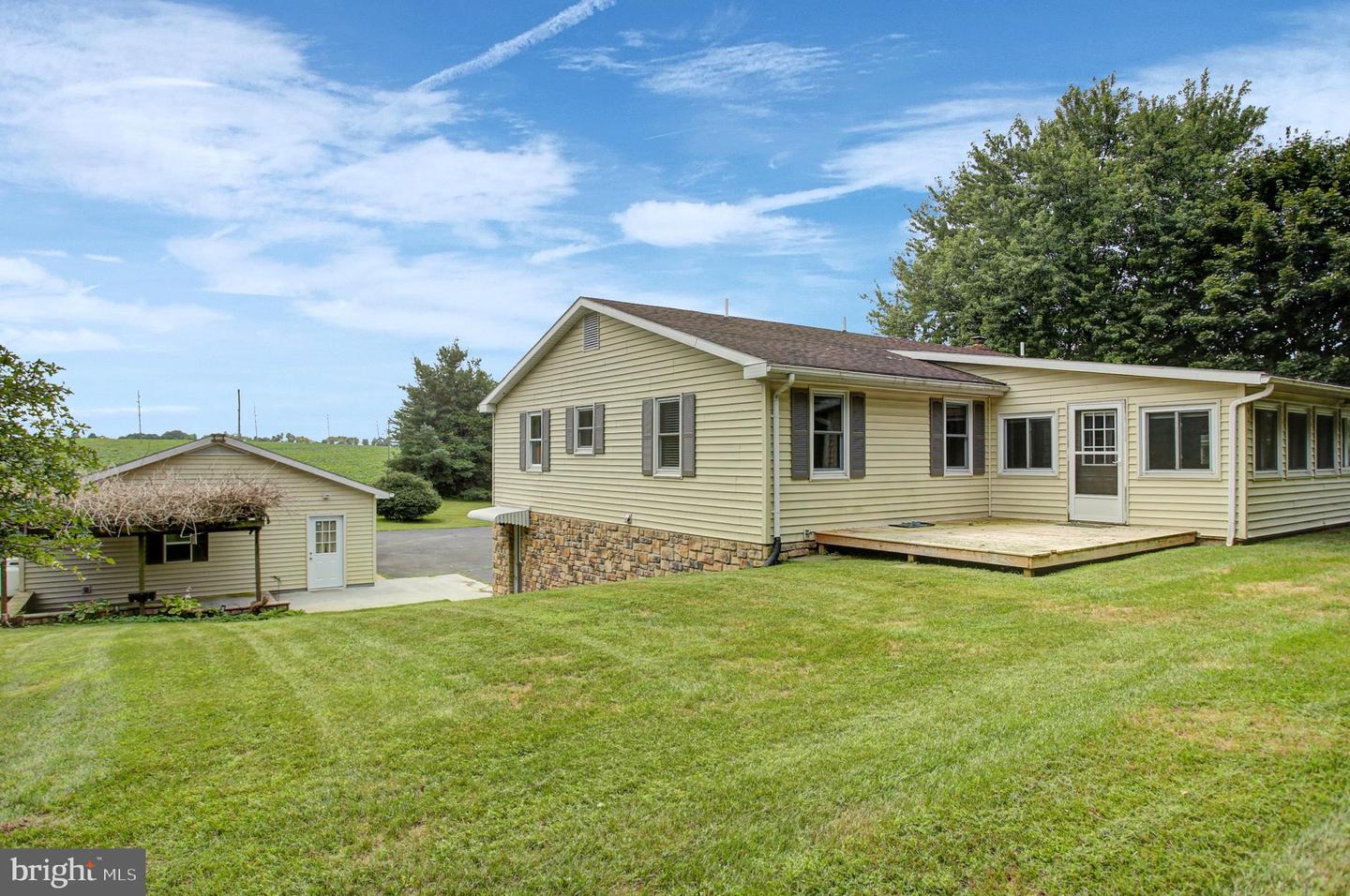 2424 Loop Road Property Photo 44