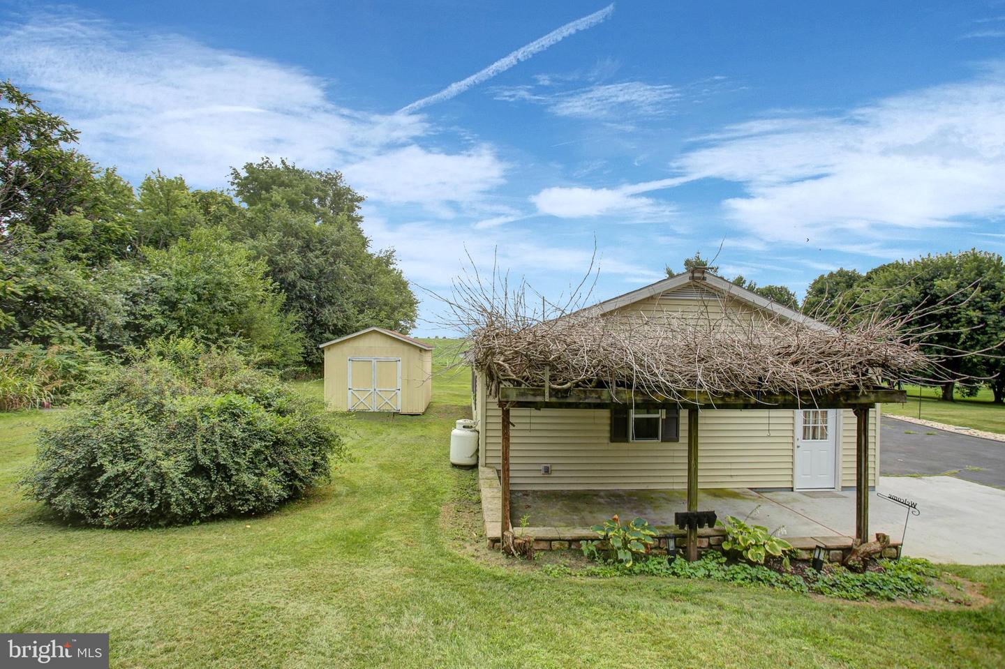 2424 Loop Road Property Photo 45