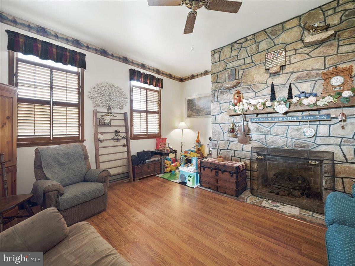 8750 Olde Scotland Rd Property Photo 4