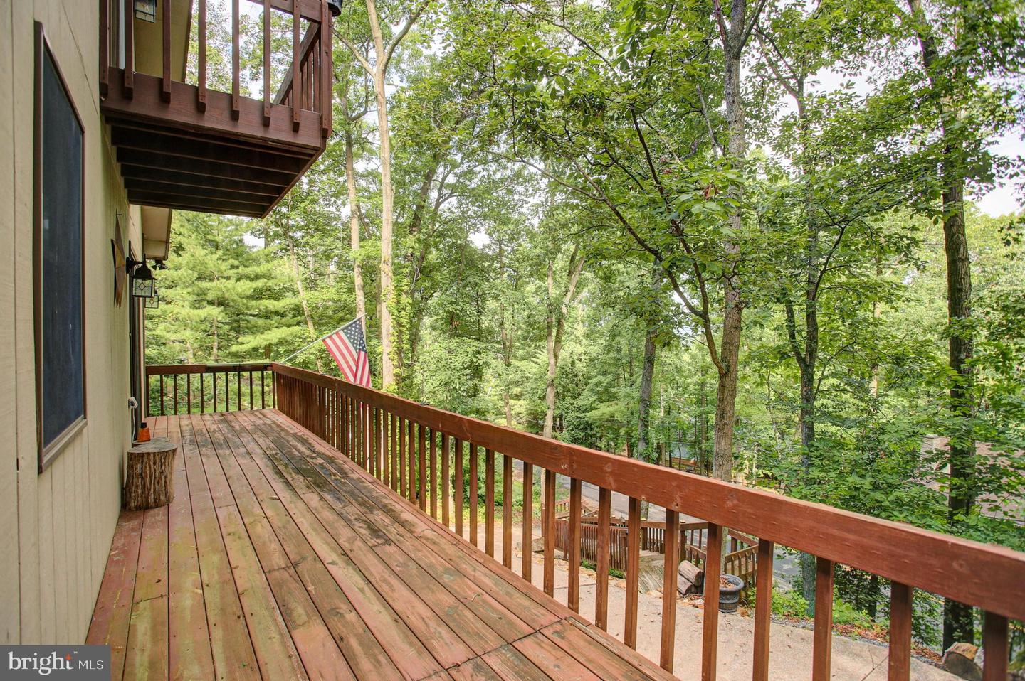 8140 Michaux Drive Property Photo 6