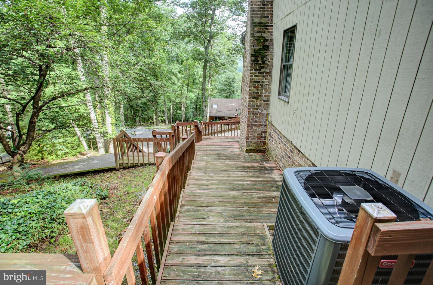 8140 Michaux Drive Property Photo 9