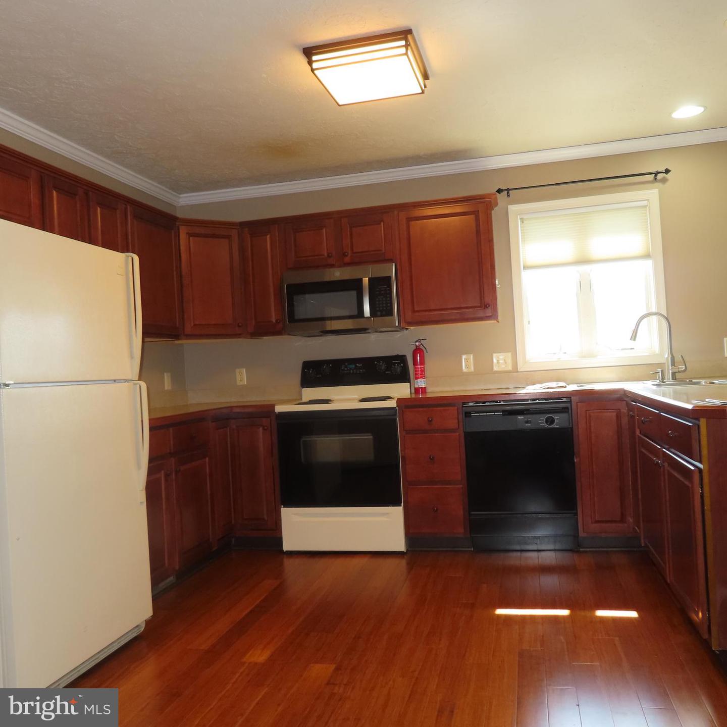 2325 Majestic Court #26 Property Photo 11