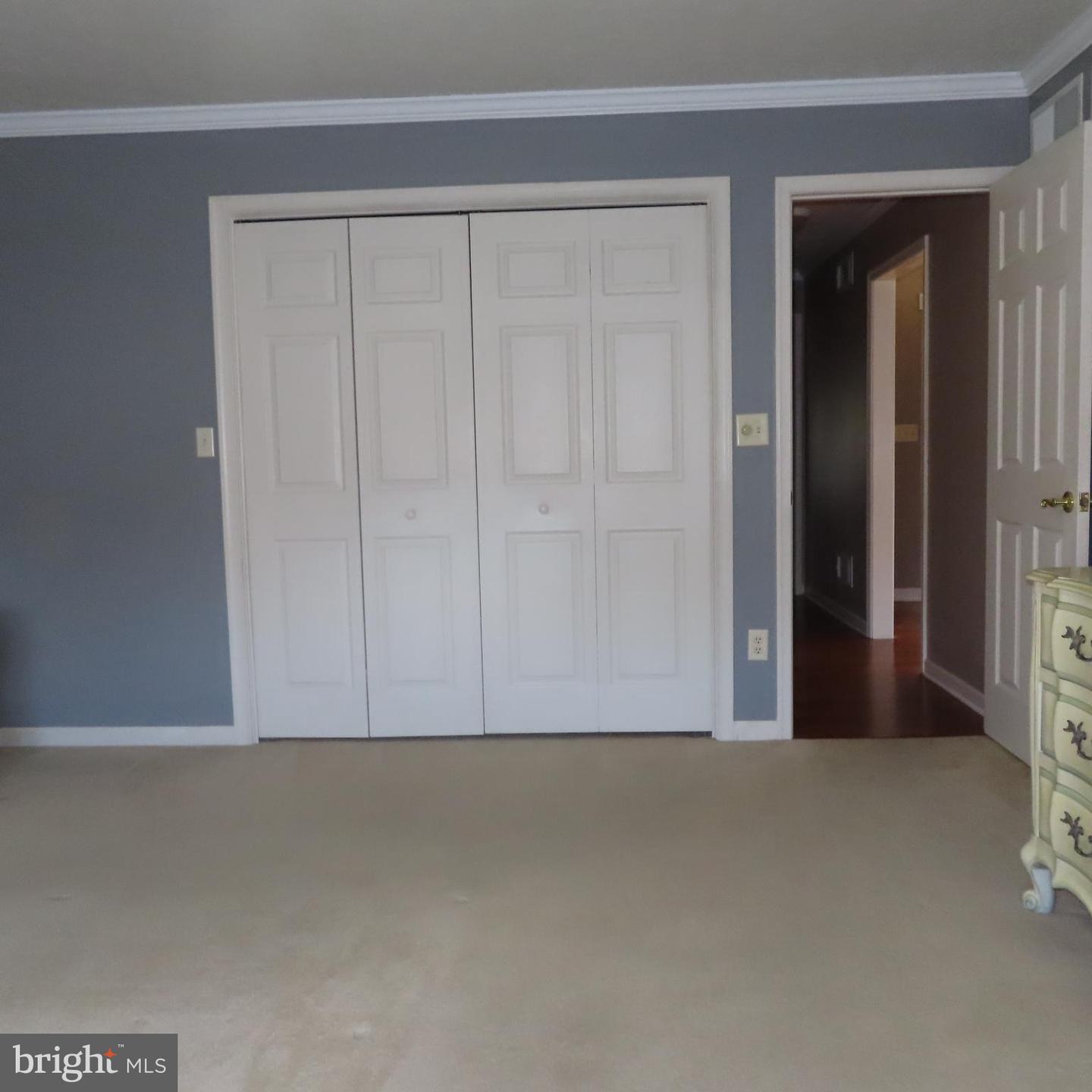 2325 Majestic Court #26 Property Photo 24