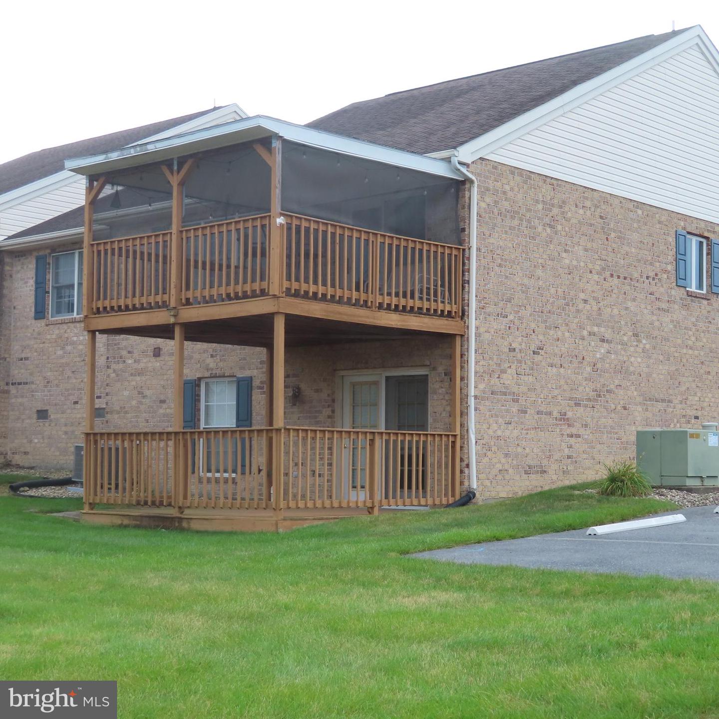 2325 Majestic Court #26 Property Photo 38