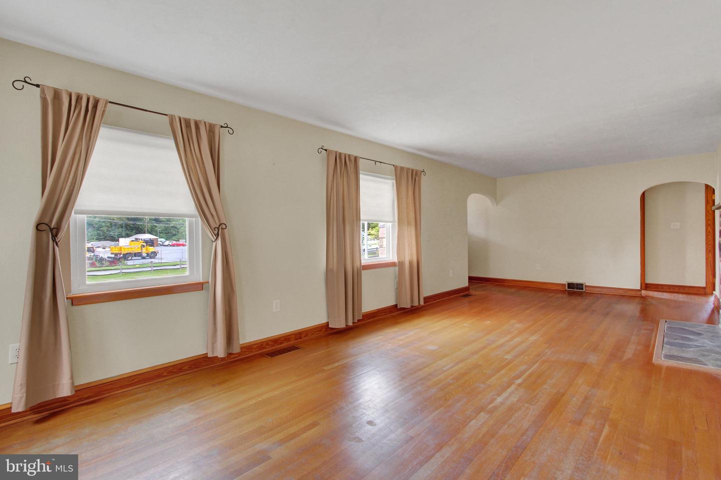 13038 Welty Road Property Photo 4