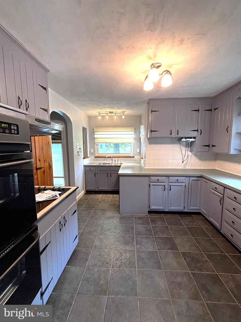 13038 Welty Road Property Photo 12