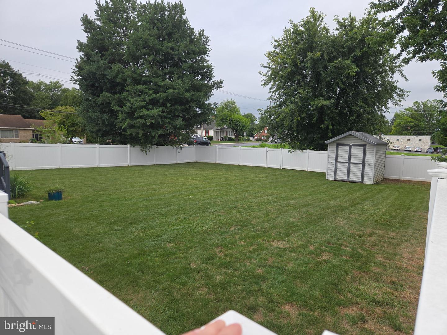 1901 Clinton Ave Property Photo 2