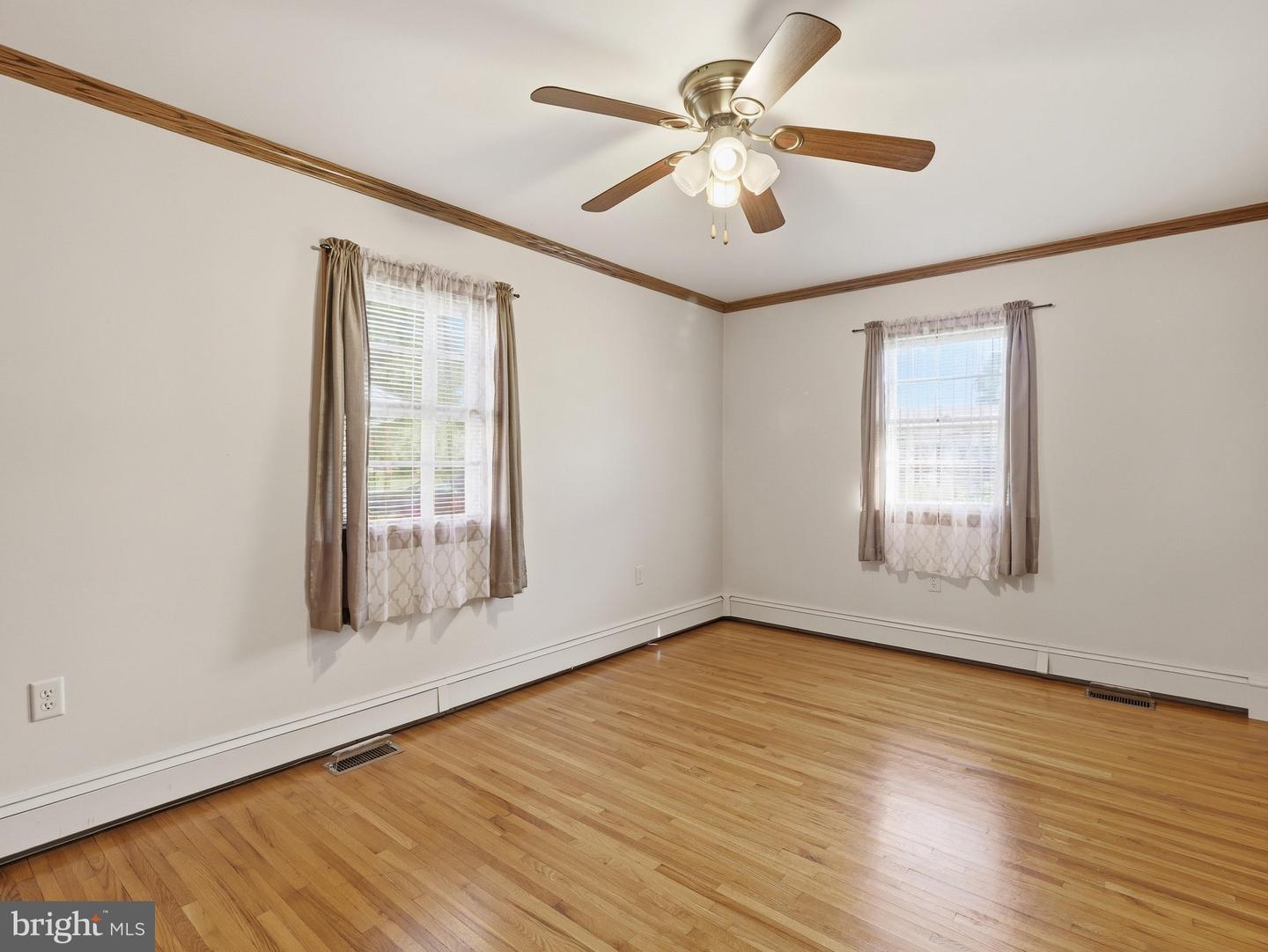 544 Mentzer Ave Property Photo 14
