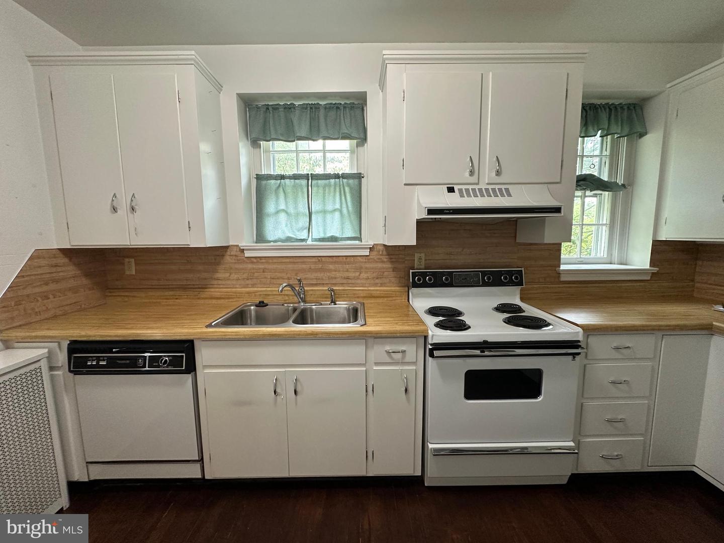 15359 Norwood Avenue Property Photo 39