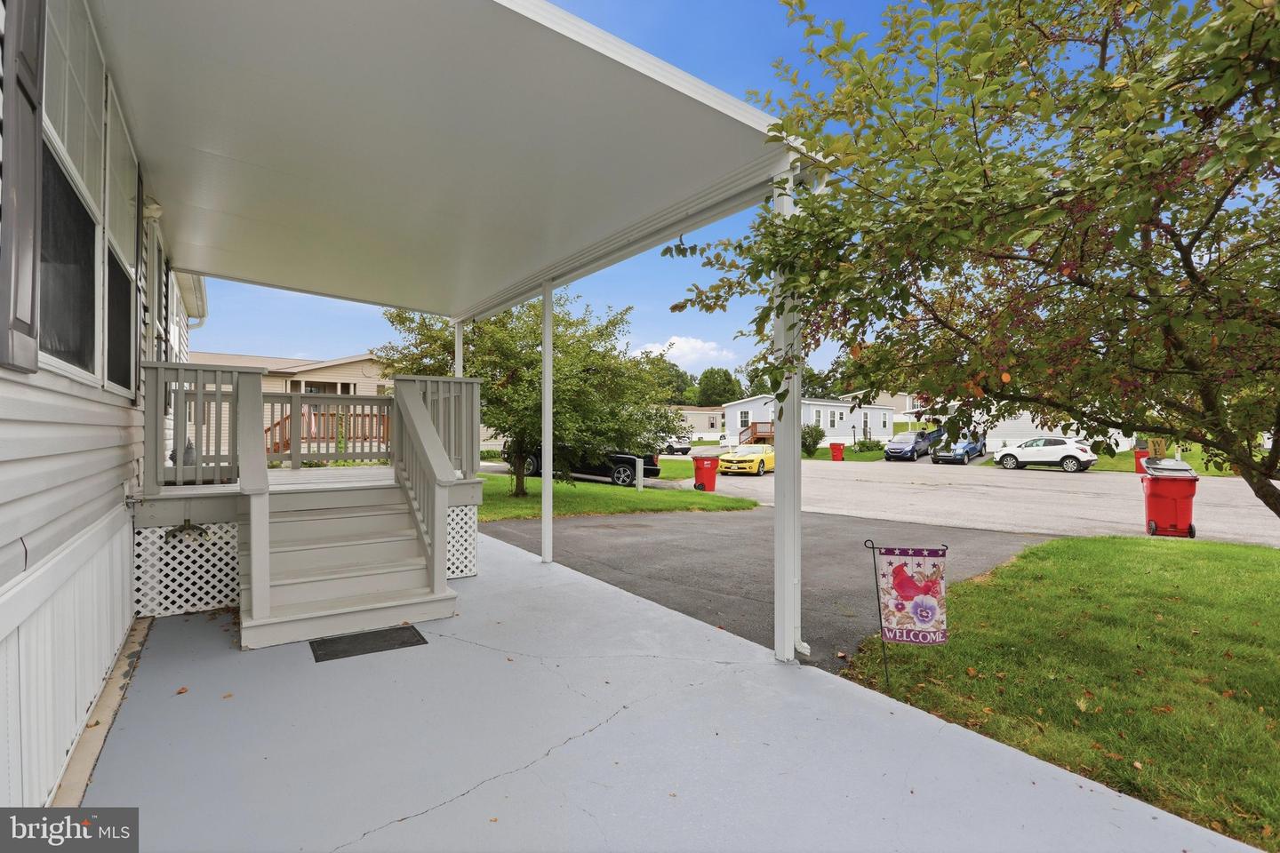 5613 Classic Court Property Photo 4