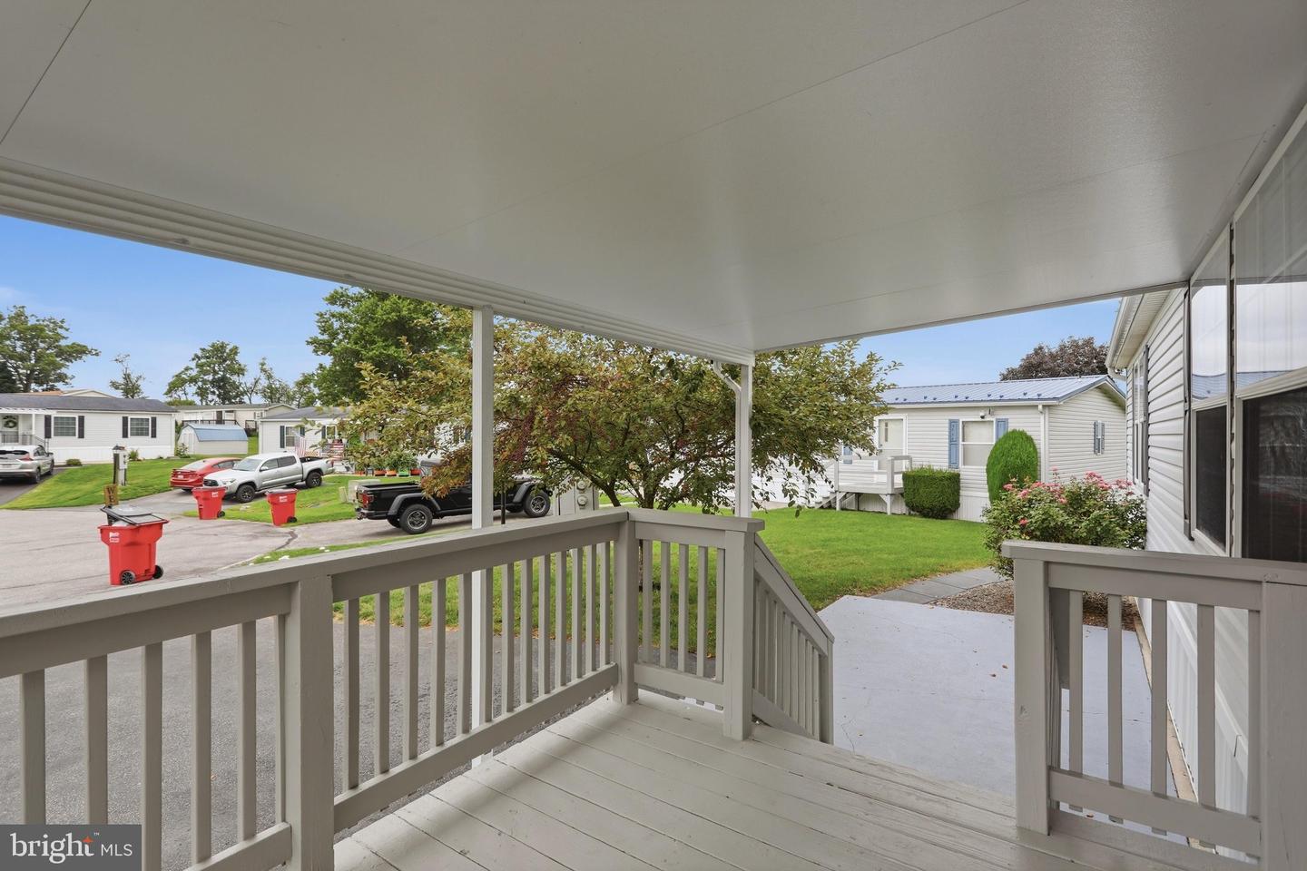 5613 Classic Court Property Photo 6
