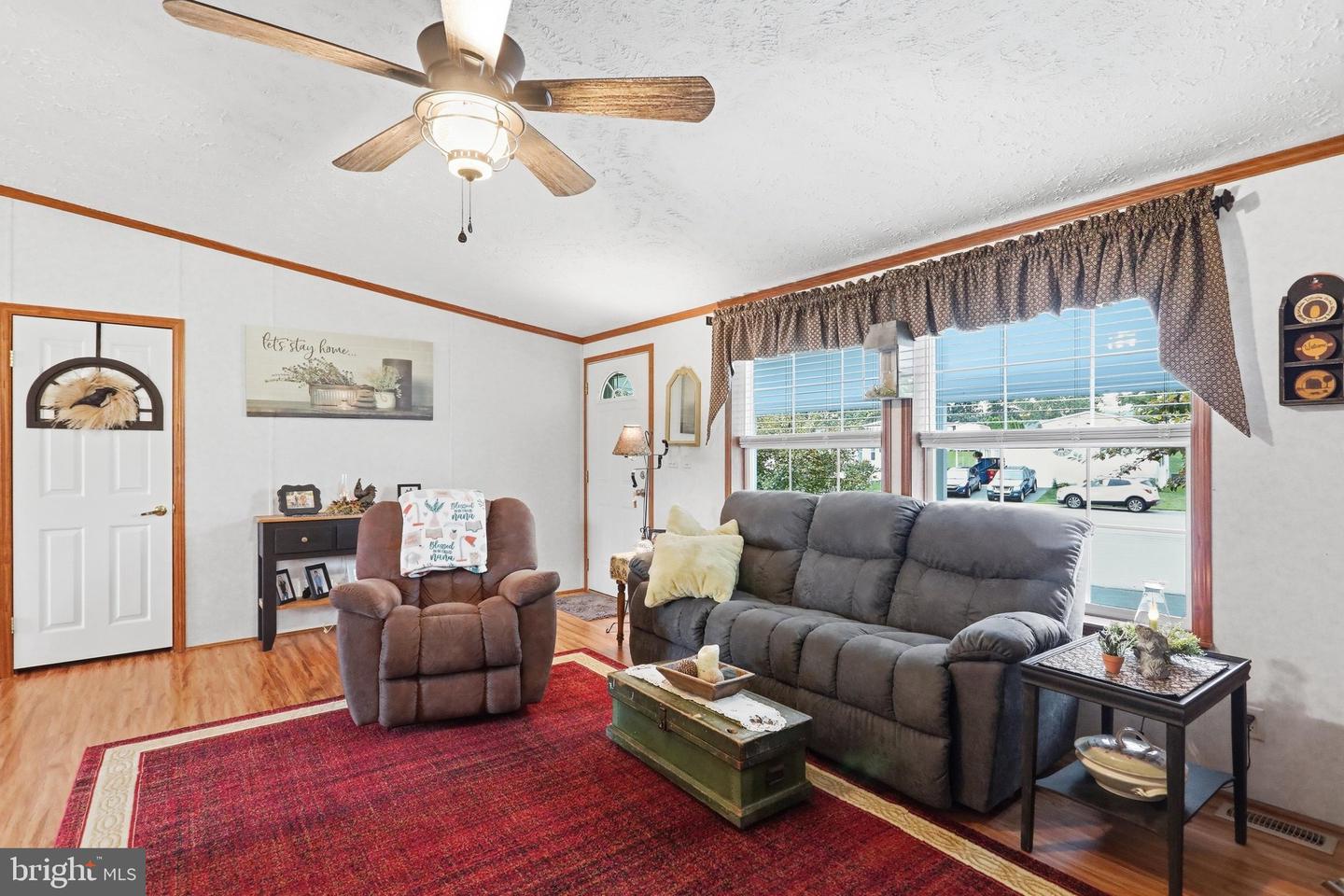 5613 Classic Court Property Photo 9