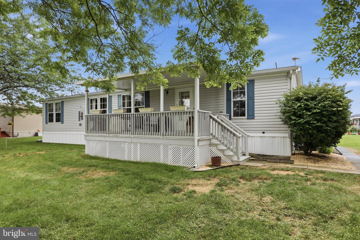 5613 Classic Court Property Photo 31