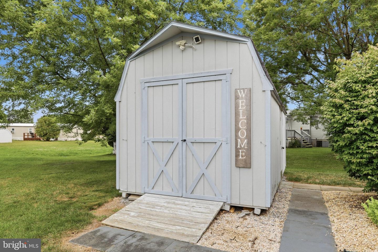 5613 Classic Court Property Photo 37