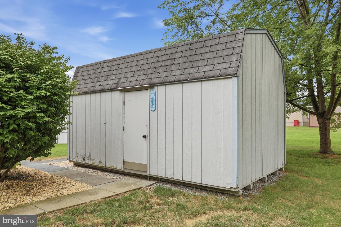 5613 Classic Court Property Photo 38