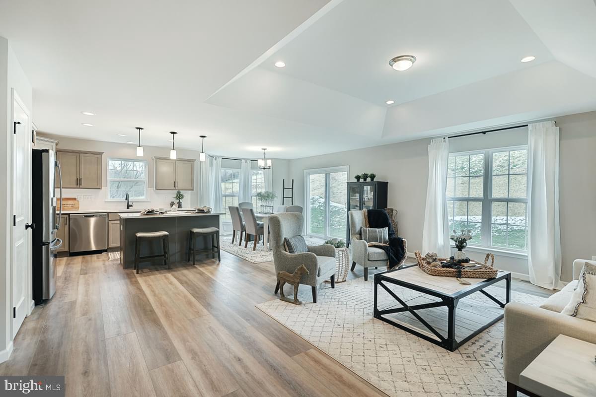 Abbey Plan On Crestwood Dr #lot 23 Property Photo 5