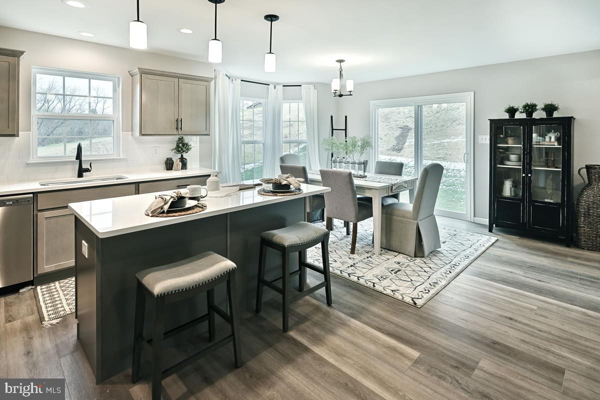 Abbey Plan On Crestwood Dr #lot 23 Property Photo 9
