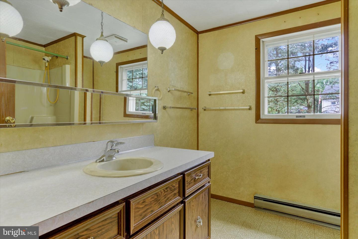 399 Garman Dr Property Photo 10