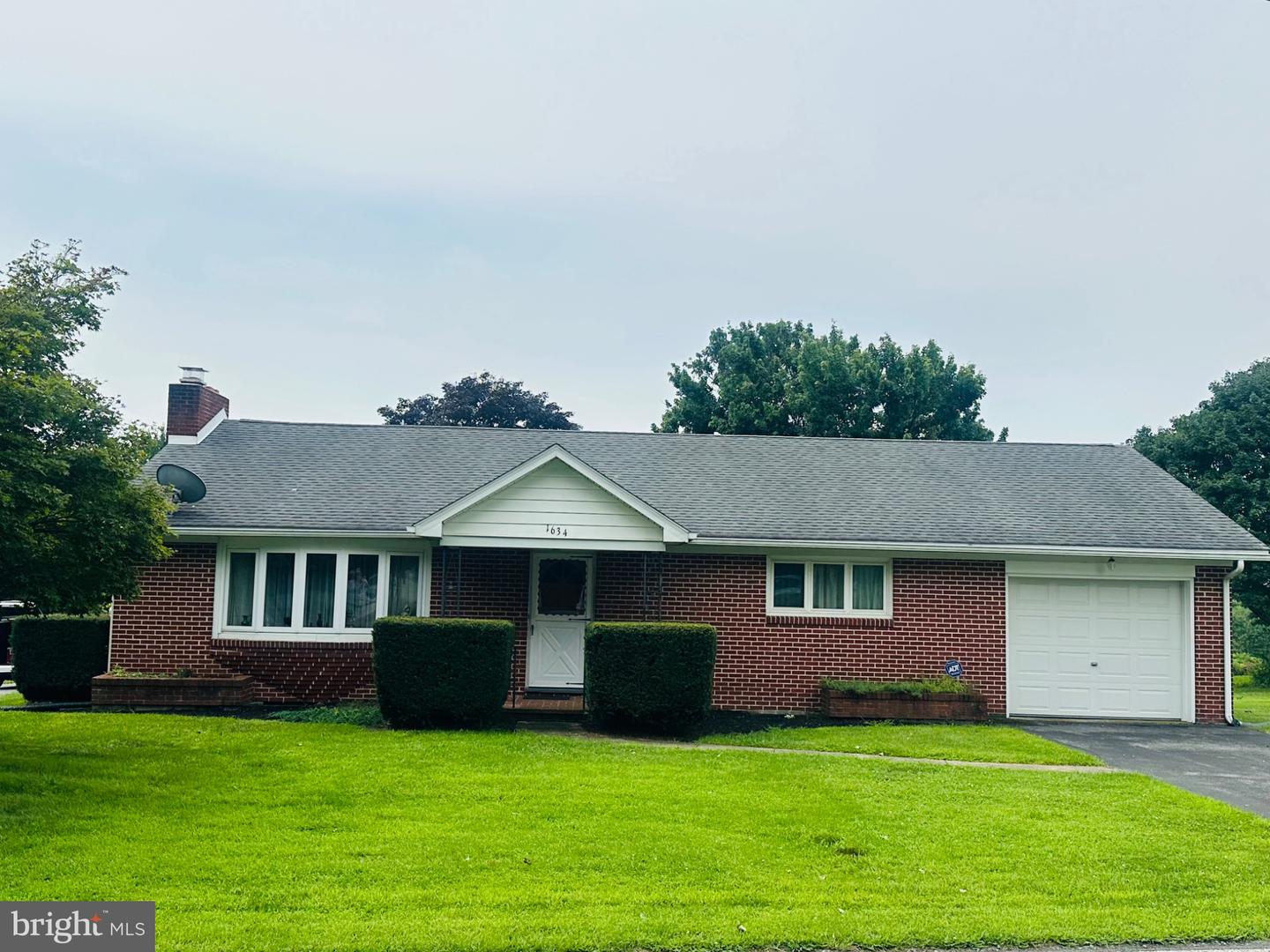 1634 Crottlestown Road Rd Property Photo 2