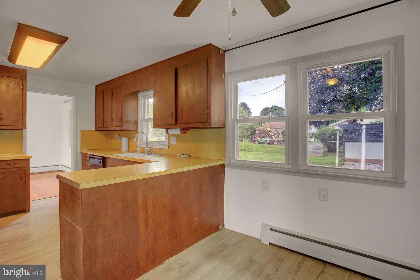 221 Harvest Lane Property Photo 12