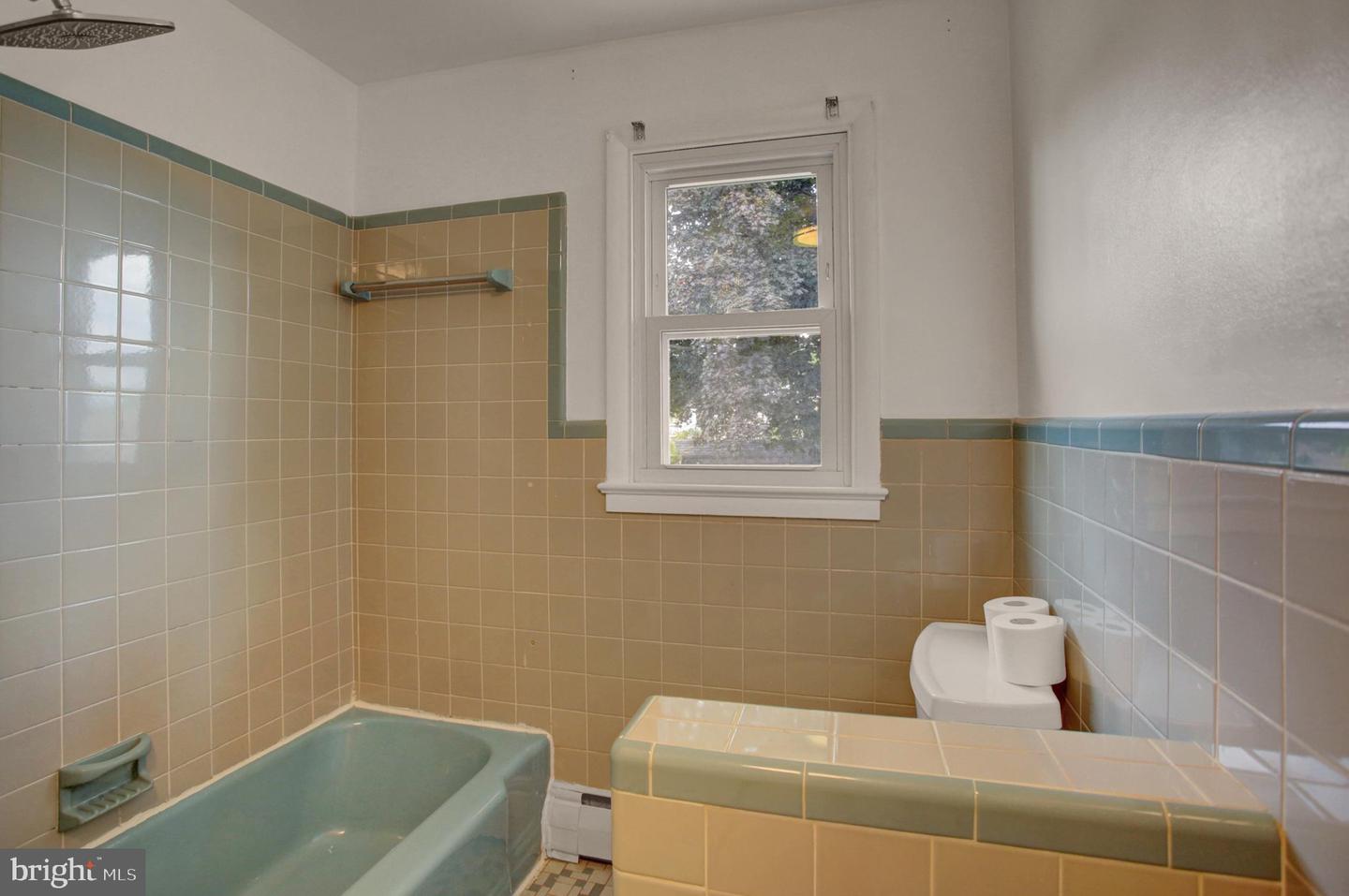 221 Harvest Lane Property Photo 17