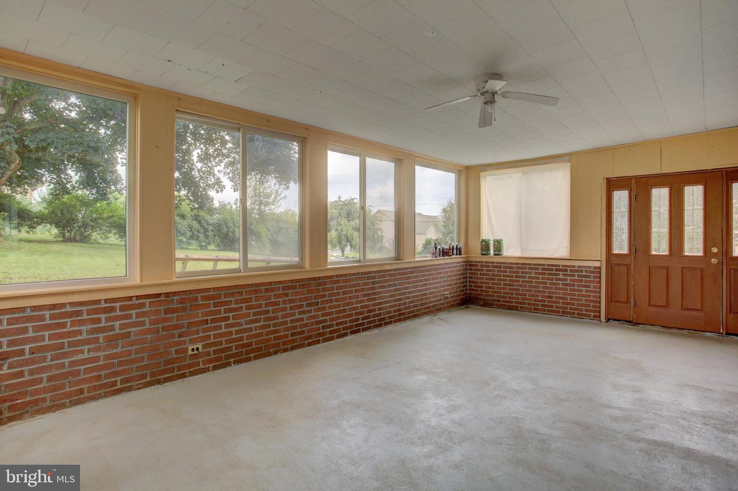 221 Harvest Lane Property Photo 36