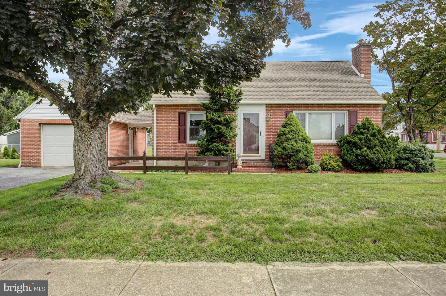 571 Highland Avenue Property Photo 1