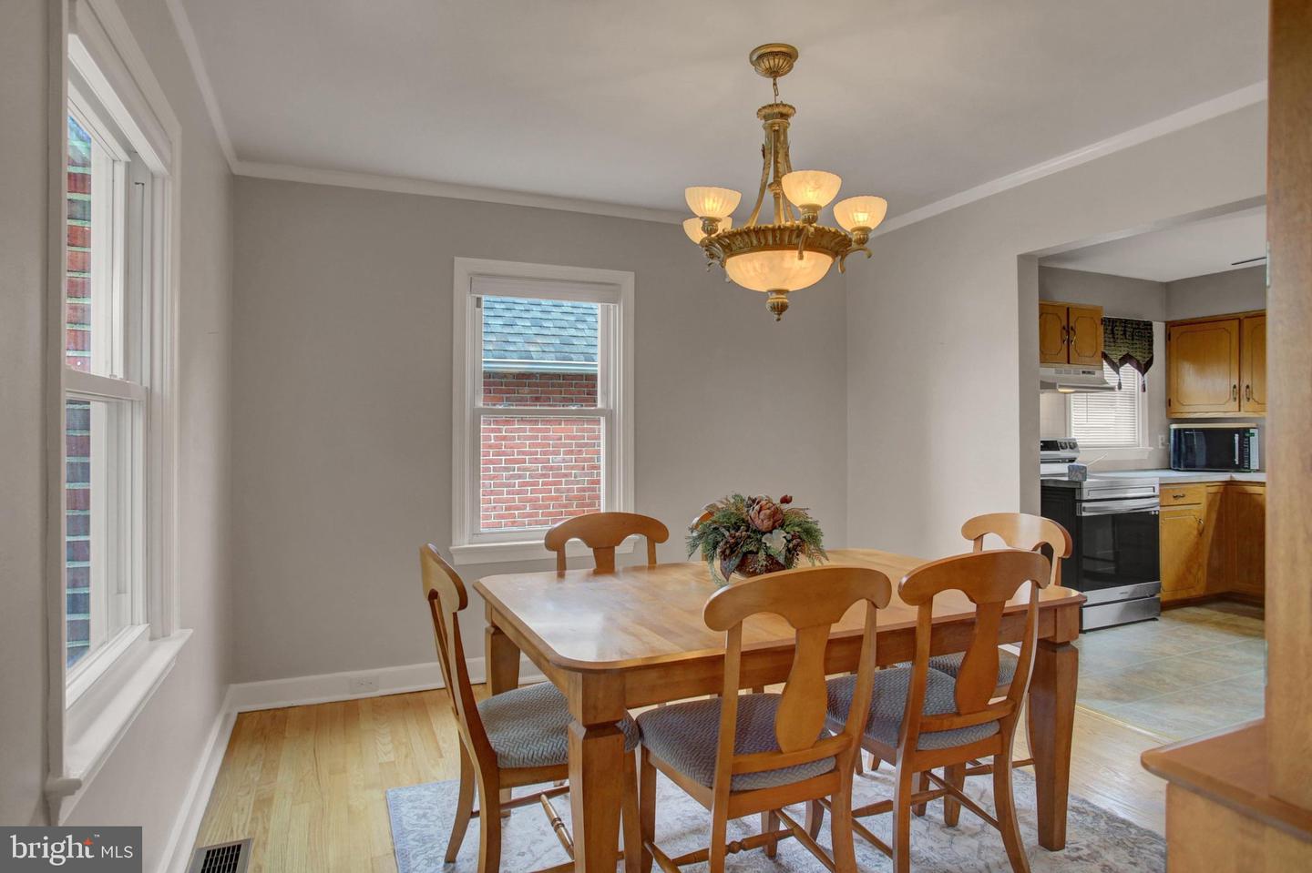 571 Highland Avenue Property Photo 11