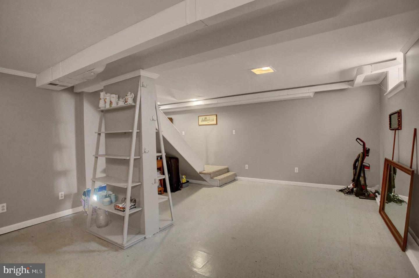 571 Highland Avenue Property Photo 30