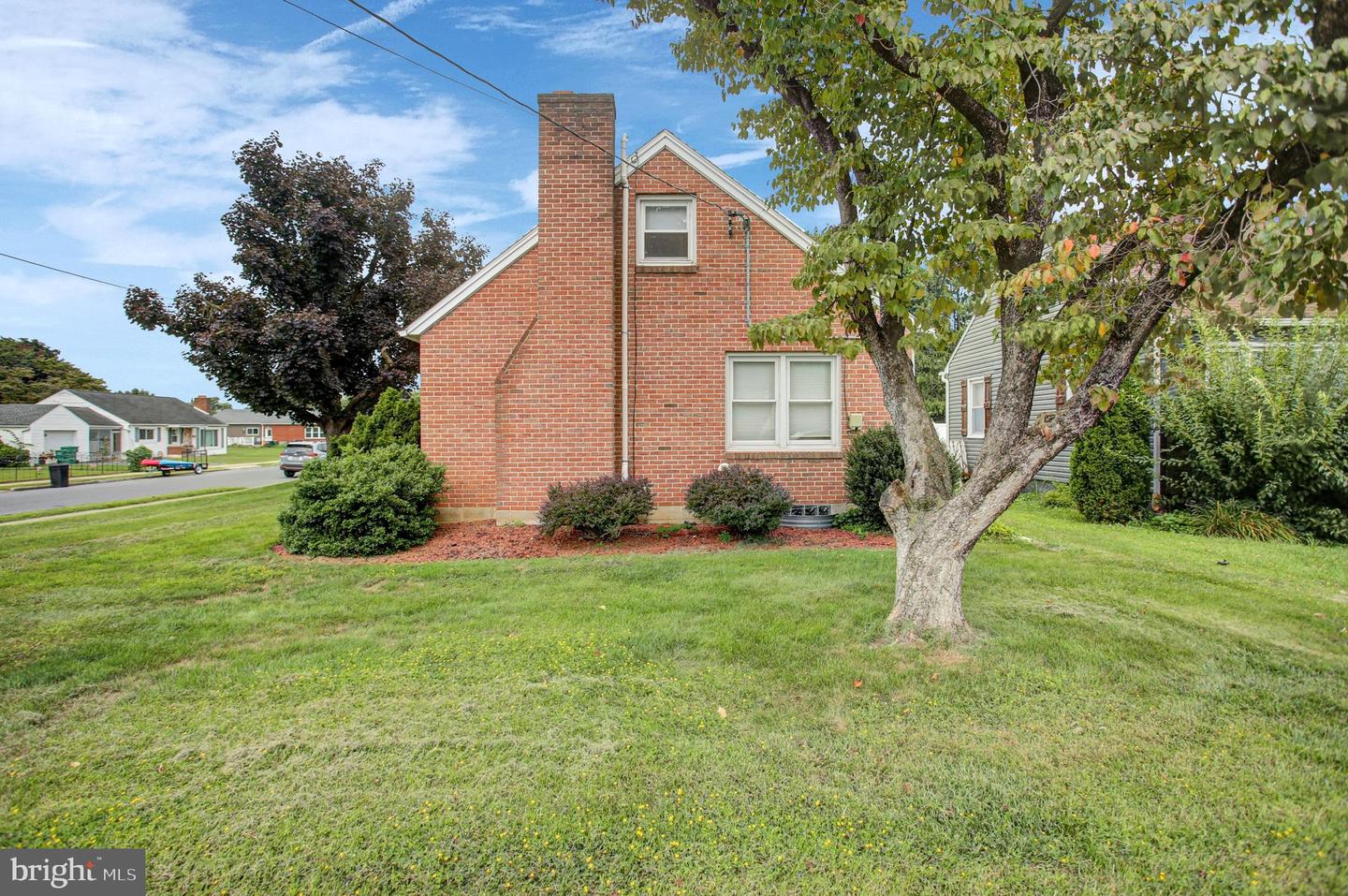 571 Highland Avenue Property Photo 32