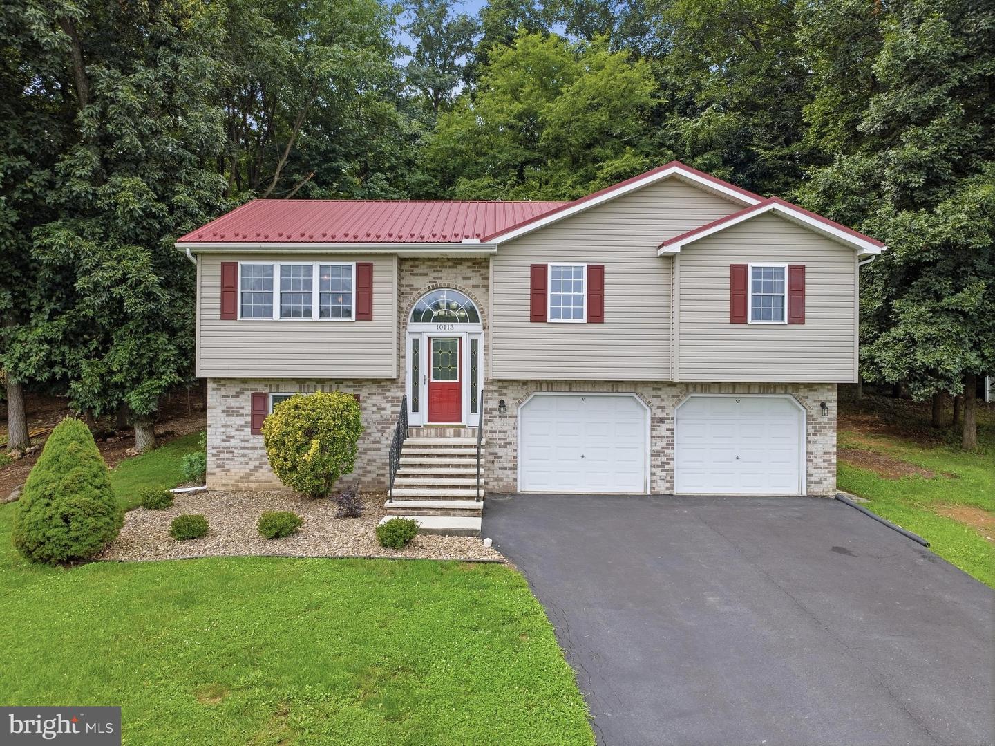 10113 Cardinal Dr Property Photo 1
