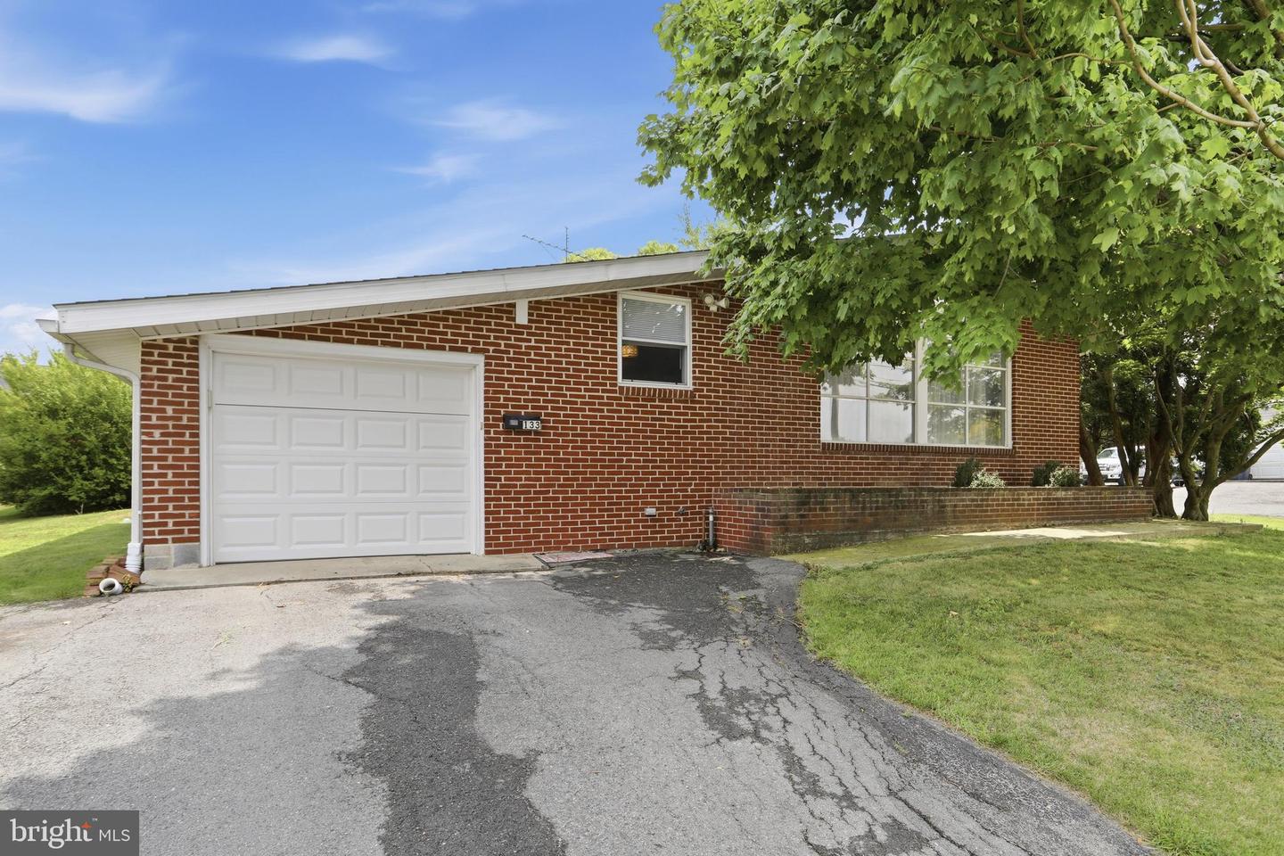 133 Williamson Avenue Property Photo 2