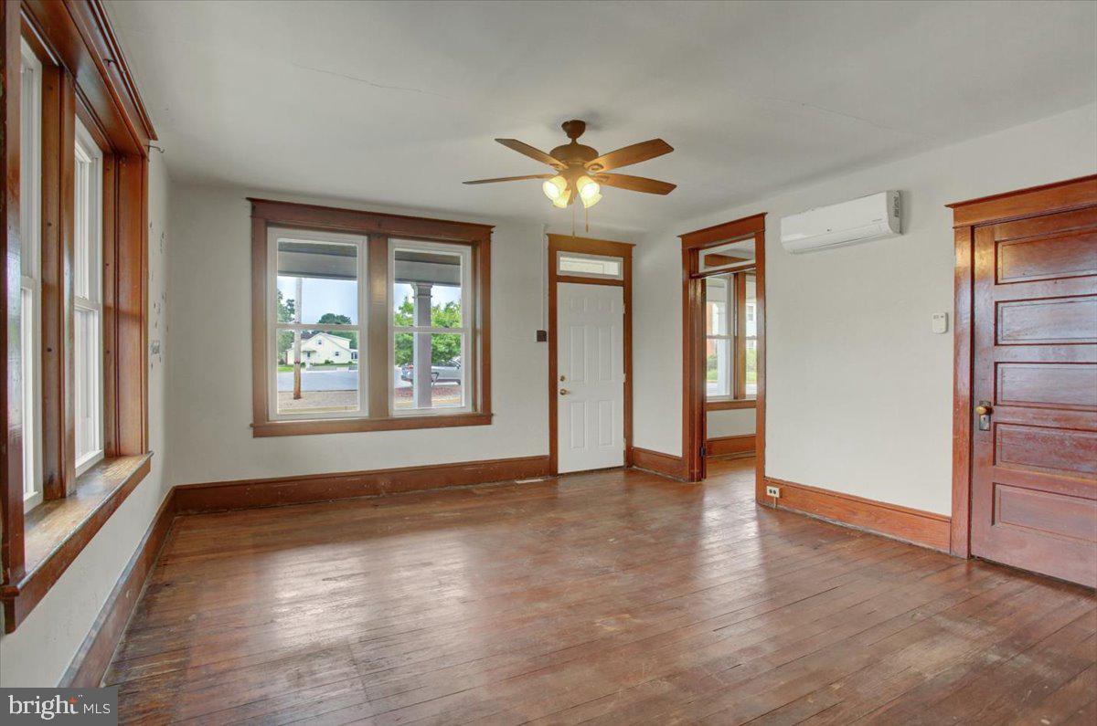 6448 Orrstown Rd Property Photo 6