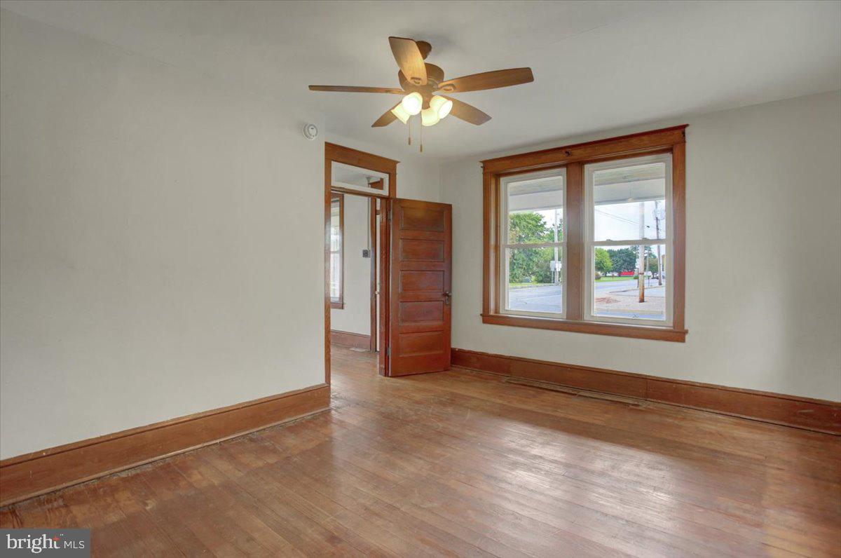 6448 Orrstown Rd Property Photo 8