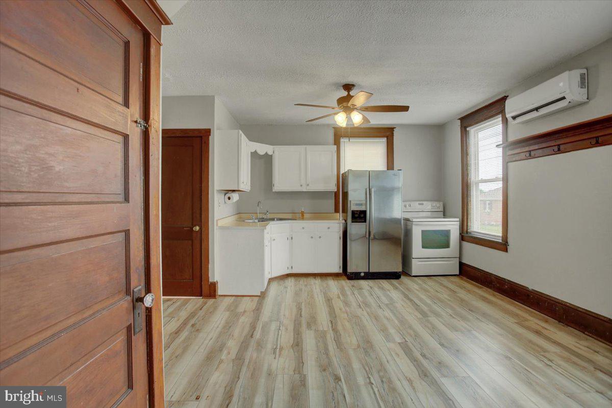 6448 Orrstown Rd Property Photo 9