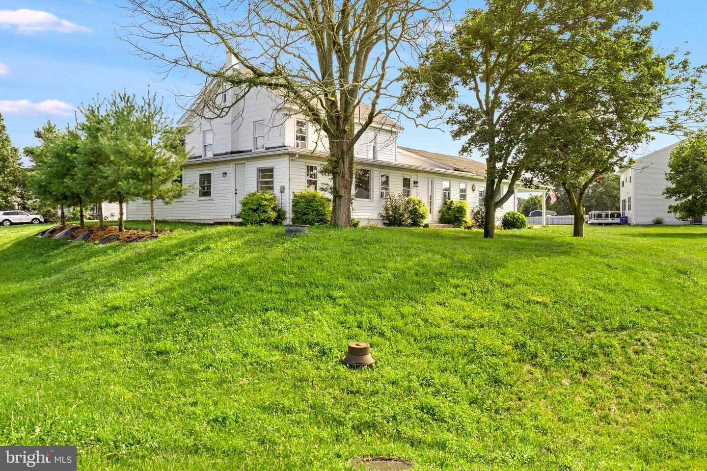 1461 Finch Drive Property Photo 1