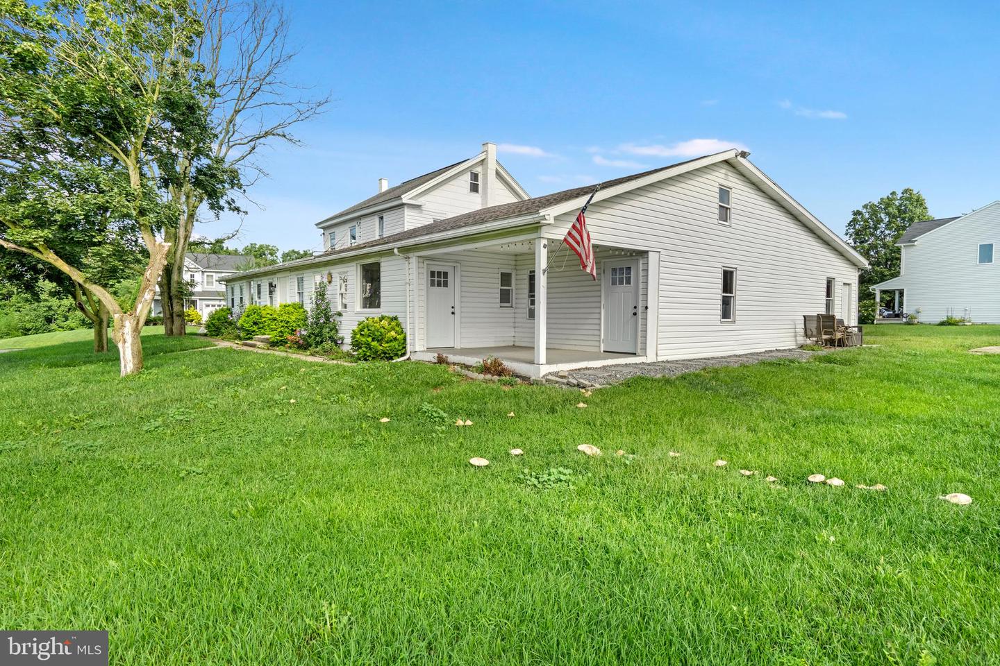 1461 Finch Drive Property Photo 3