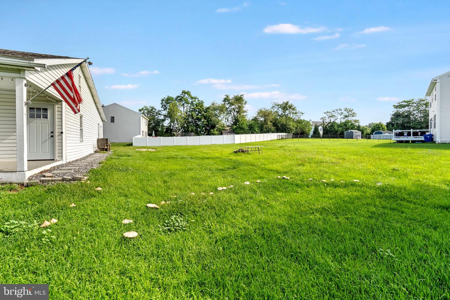 1461 Finch Drive Property Photo 41