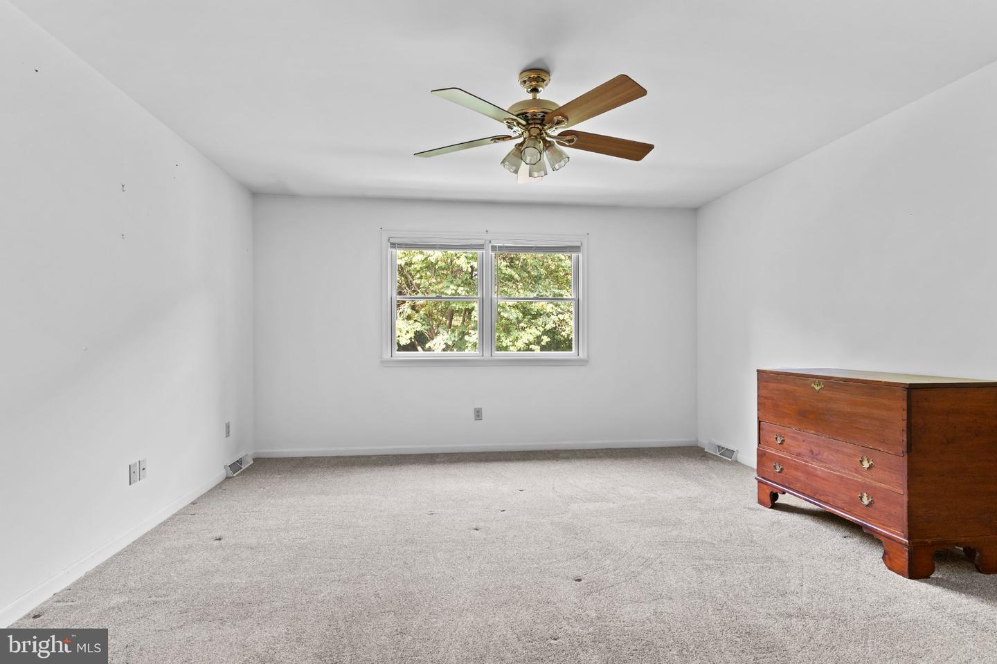317 Woodvale Dr Property Photo 25