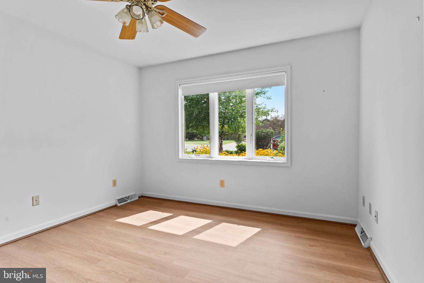 317 Woodvale Dr Property Photo 29