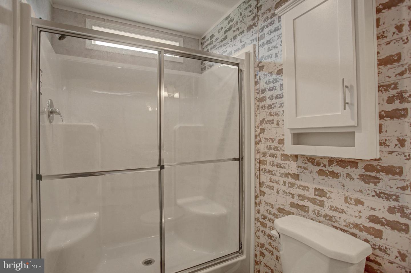 500 Municipal Dr Property Photo 22