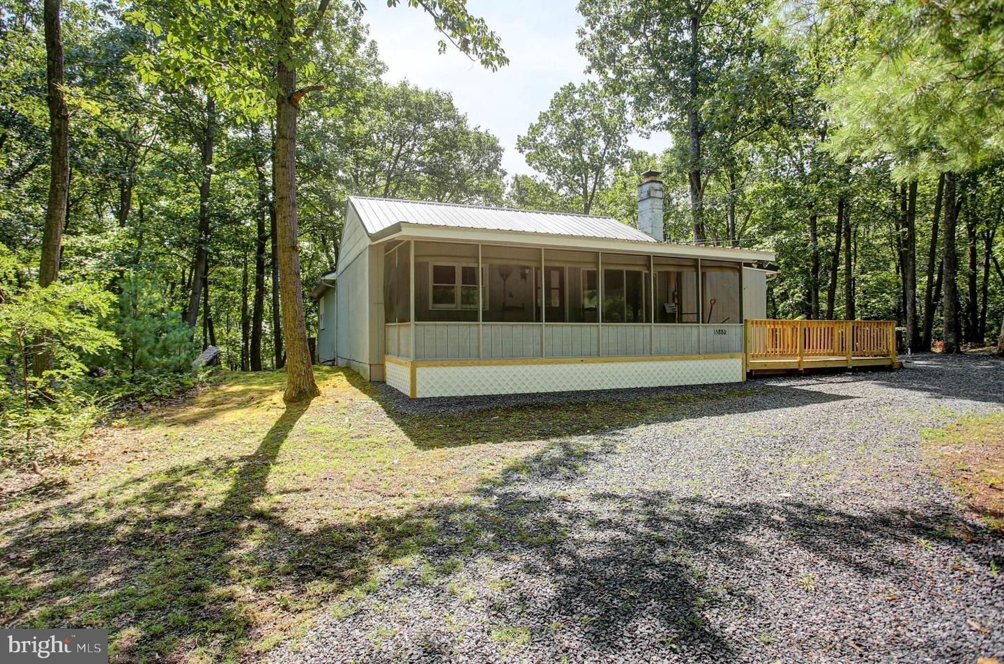 15880 Myers Drive Property Photo 2