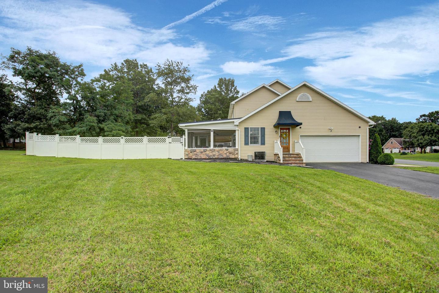 631 Eric Drive Property Photo 43