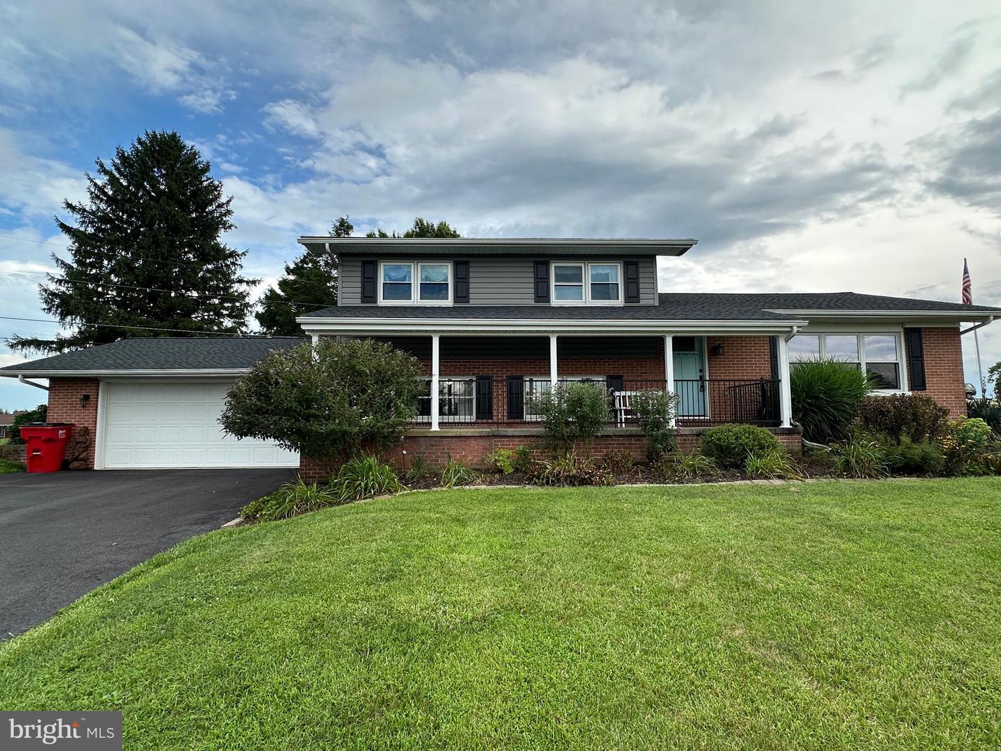 25 Kensington Drive Property Photo 18