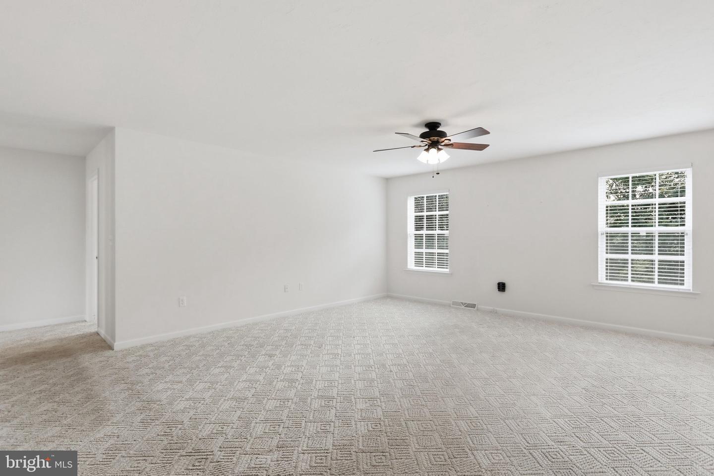 1784 Falcon Lane Property Photo 8
