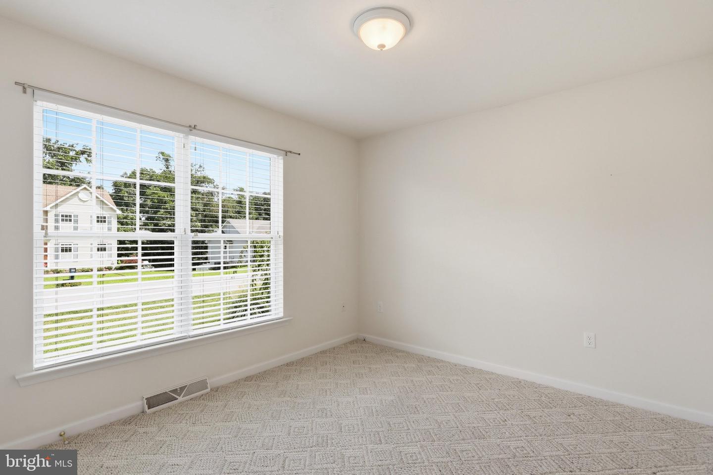 1784 Falcon Lane Property Photo 21