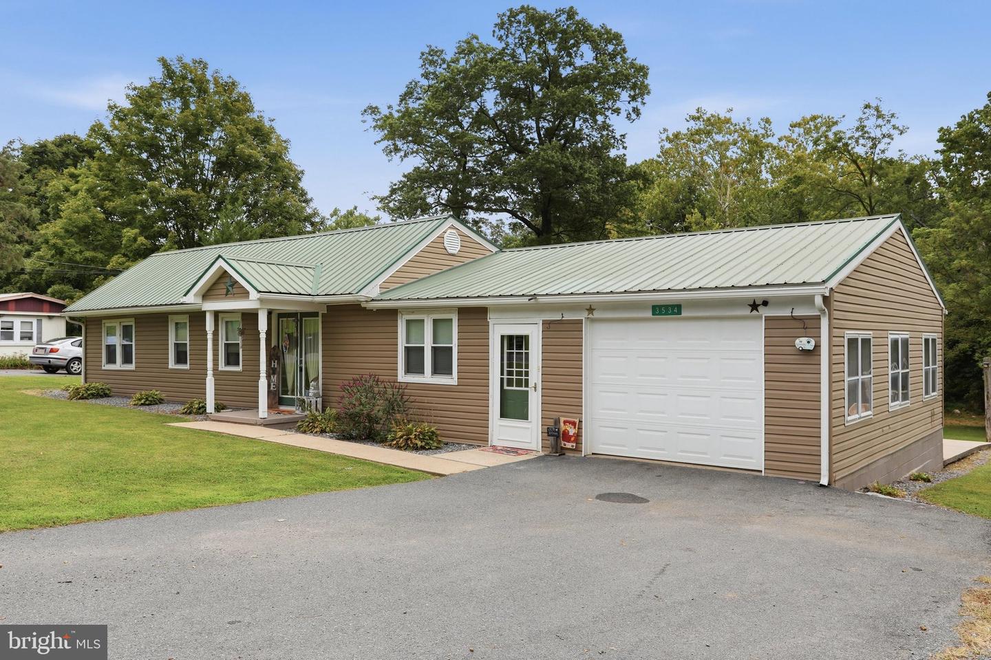 3534 Mountain Road Property Photo 2